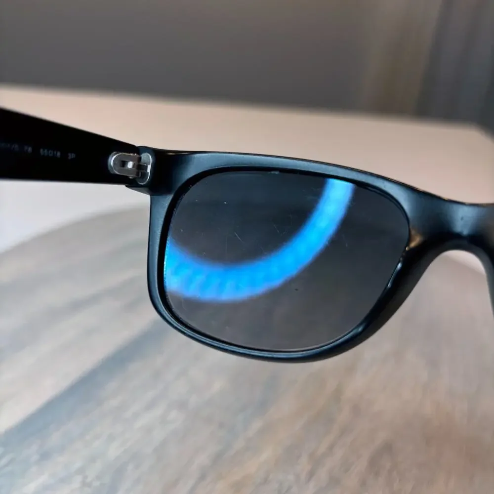 Ray-Ban RB2132 New Wayfarer Polarized Sunglasses Black 601/S-78 55 / 18 3P